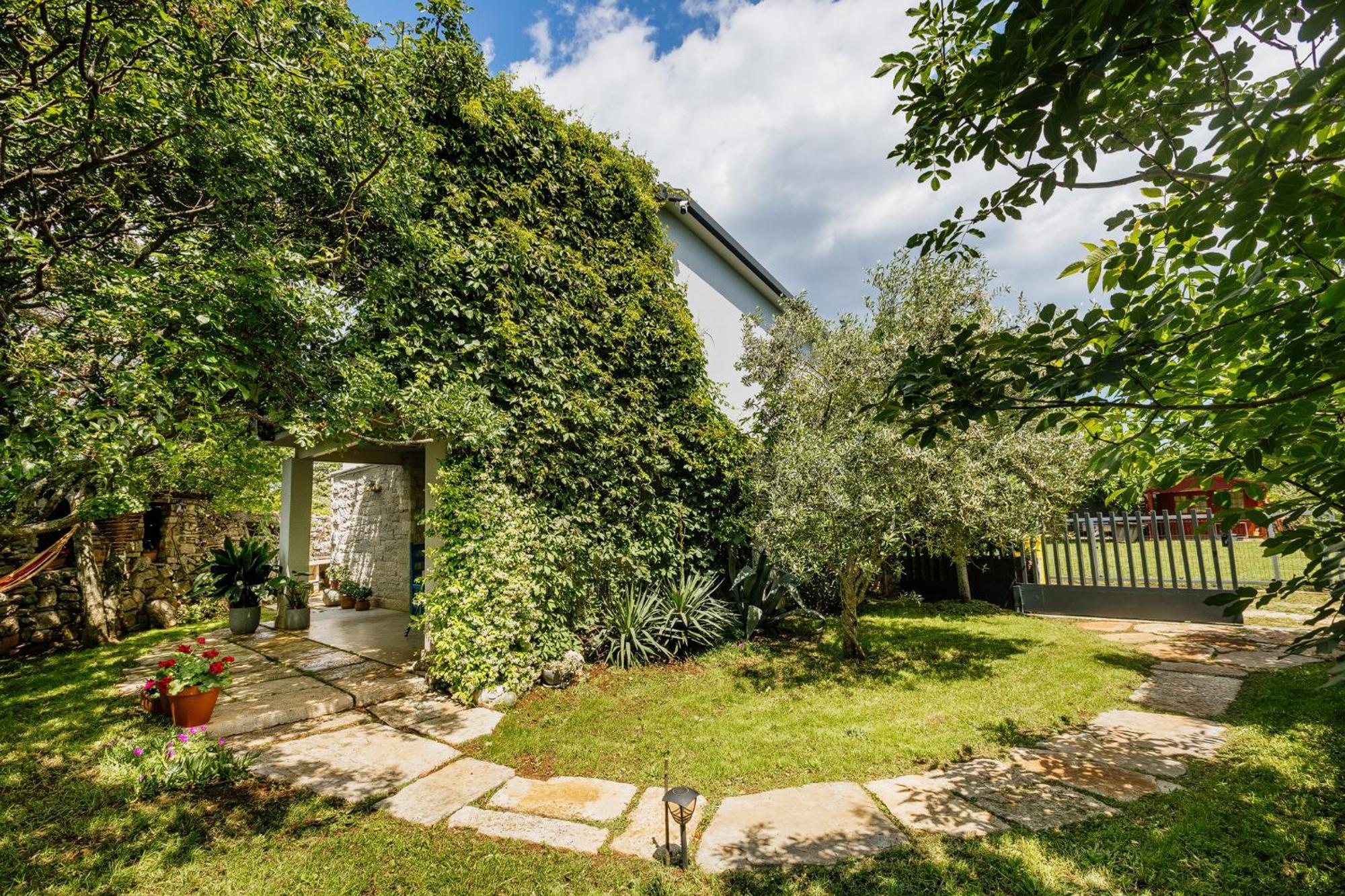 Peroj'S Green Oasis - Holiday Home Zewnętrze zdjęcie